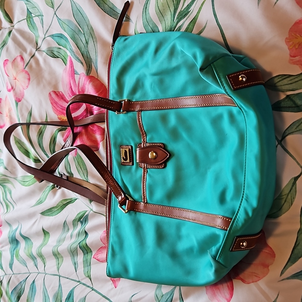 Dooney and Bouke Medium Nylon tote